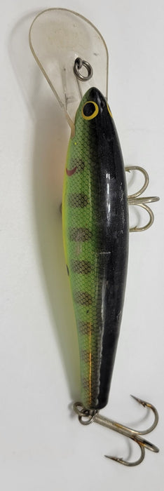 GREEN, BLACK, YELLOW AND ORANGE 2 HOOK FLOATING BAGLAY'S 8" FISHING LURE