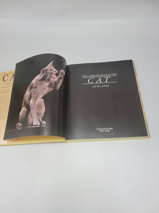 Complete Book Of The Cat [hardcover] Sayer, Angela