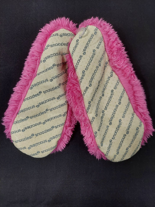 Snoozies Slippers - Fuzzy Pink Slippers XL 11/12