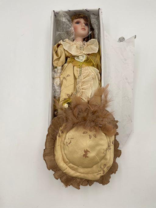 Heirloom Golden Keepsakes - Miss Raeanne #0291/2500