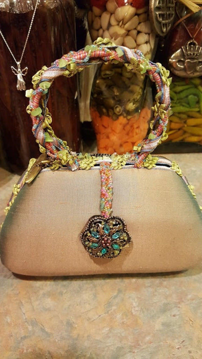 Mary Frances Hand Bag Pastels Flowers Retired Design