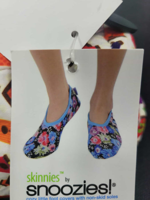 Accessories - Skinnies Snoozies Slippers with Bag - Birdhousess 5/6