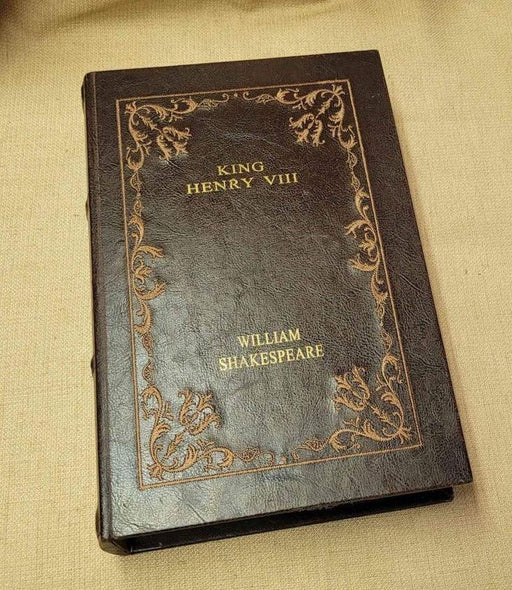 Box -  King James and William Shakespeare Bible / Treasure Storage Box