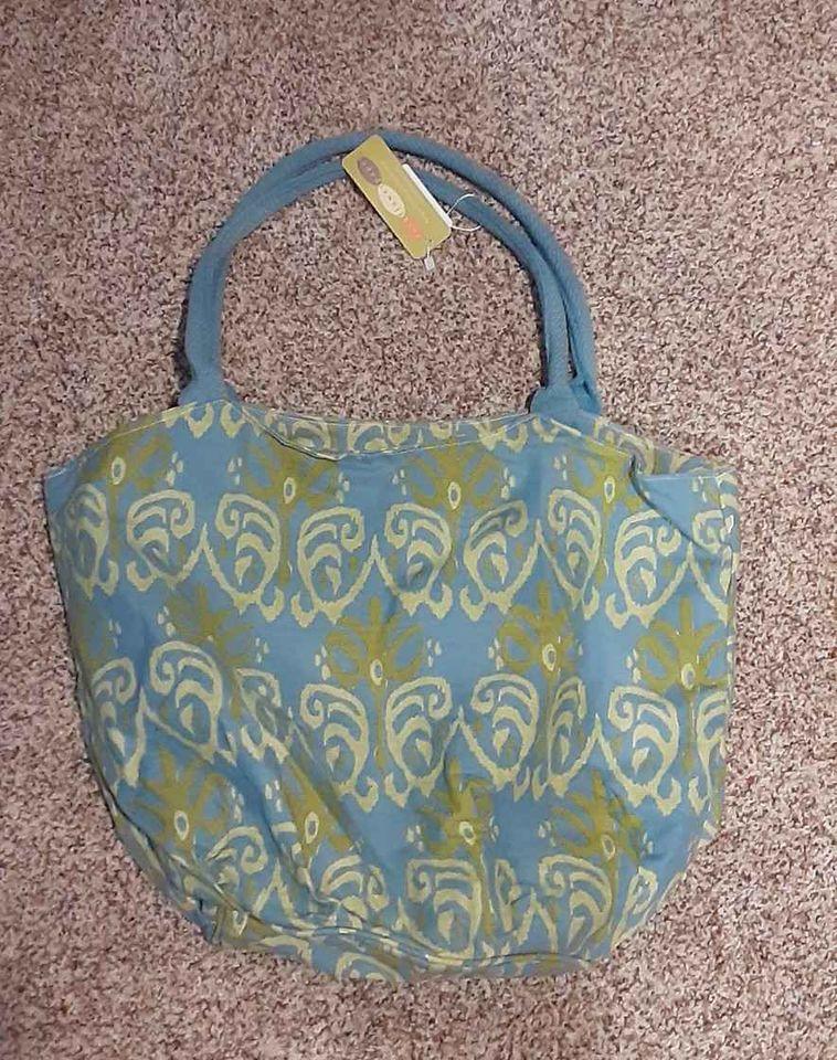 Rock Flower Paper Bucket Shoulder Bag  Buckhara Ocean