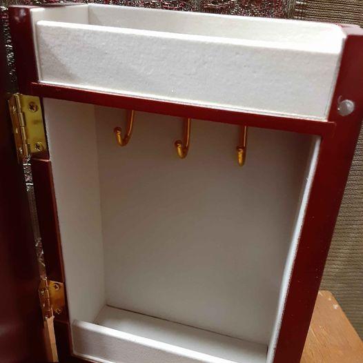 Jewelry Box - Brown with Necklace hangers - with music box