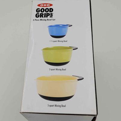 Kitchen - OXO Set of 3 Bowls.
