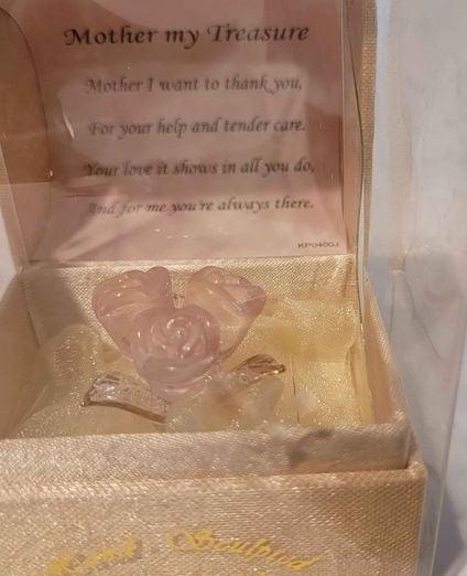 Gift - Pink Rose Mother my Treasure and decorative box a gift from the heart