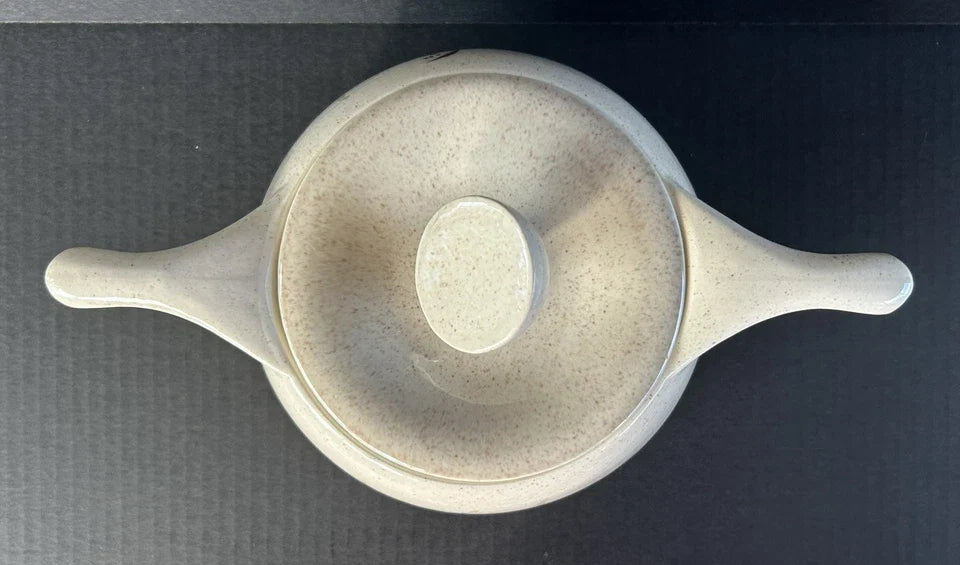 Vintage Red Wing Pottery Bob White Casserole Dish With Lid 2 Quart Mid Century