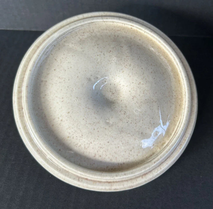 Vintage Red Wing Pottery Bob White Casserole Dish With Lid 2 Quart Mid Century