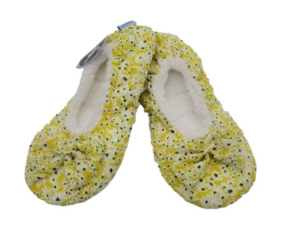 Snoozies Slippers - yellow  M 7/8 Non-skid soles