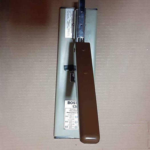 Office - Boston Heavy Duty  73136 Commercial Stapler